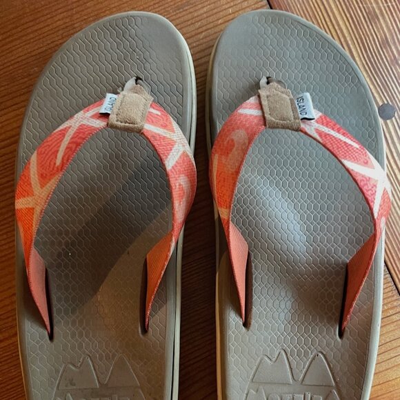Island Slipper Wahine Moku Tan - Flip Flops Made in Hawaii! - Picture 1 of 5